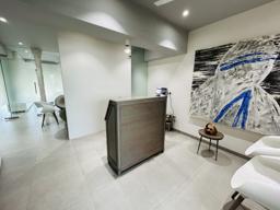 Reception area 2 image